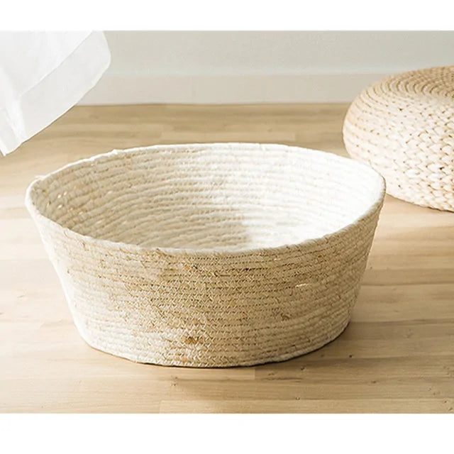 Straw Pet Bed